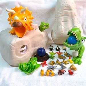 Zuru Smashers Dino Island Bundle: T-Rex, Triceratops, 2 Captain Smash, Hot Fox+